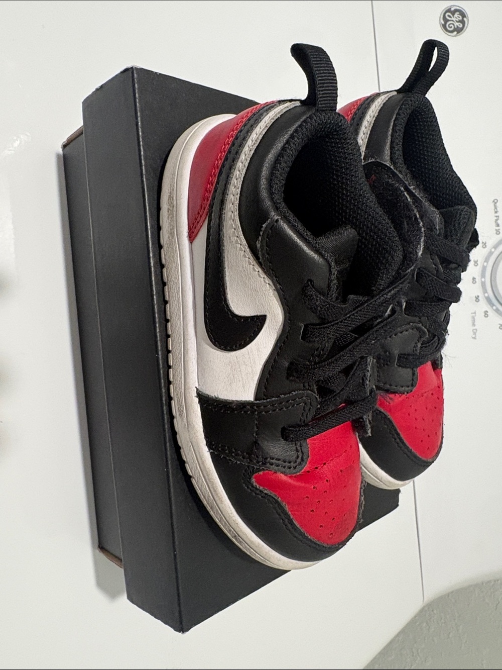 Kids Black, Red & White Low-Top Athletic Shoes